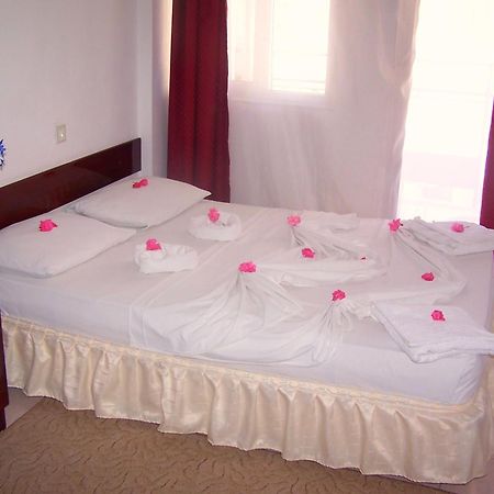 Villa Fortin Pension Kusadası Esterno foto
