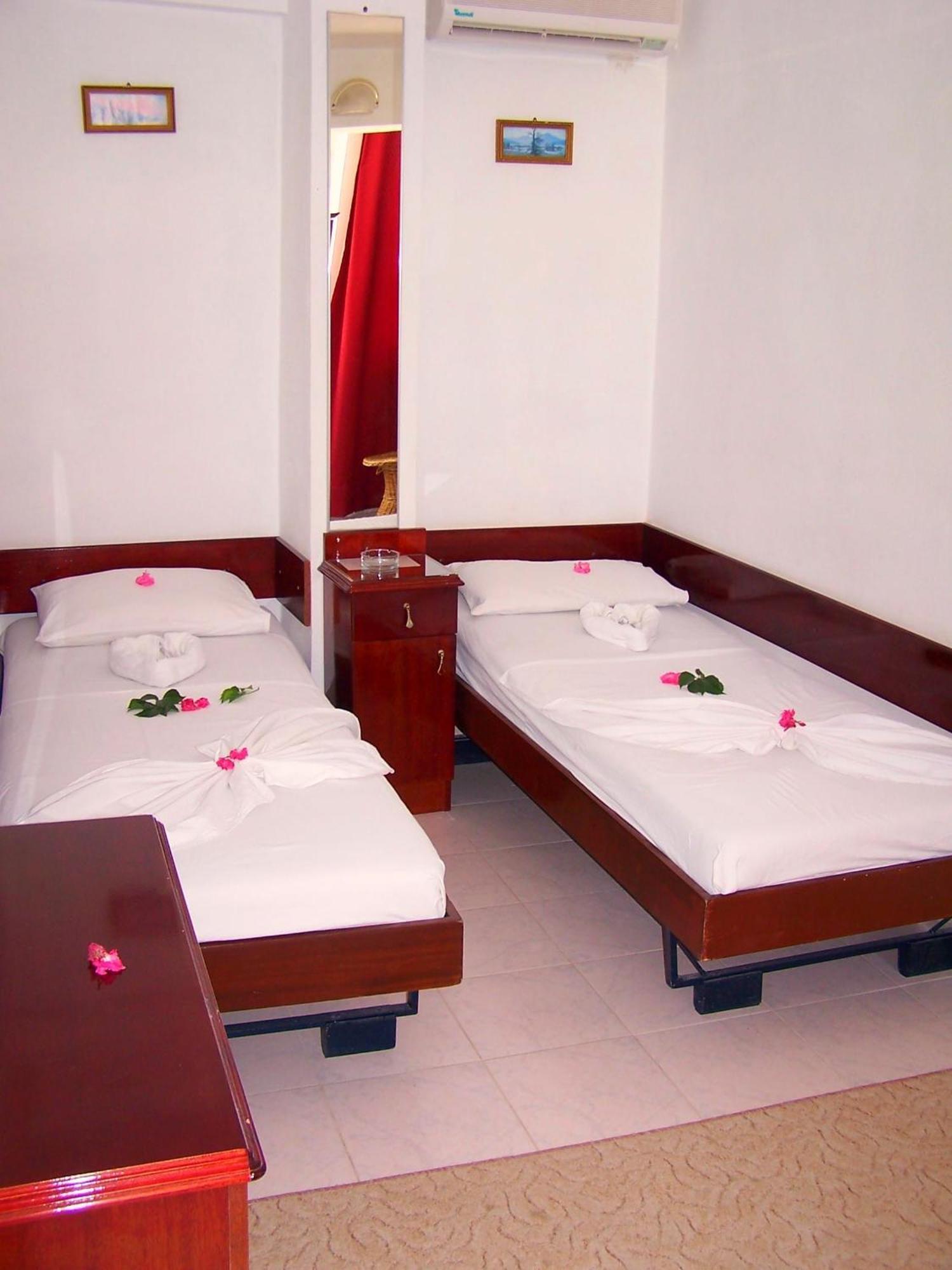 Villa Fortin Pension Kusadası Esterno foto